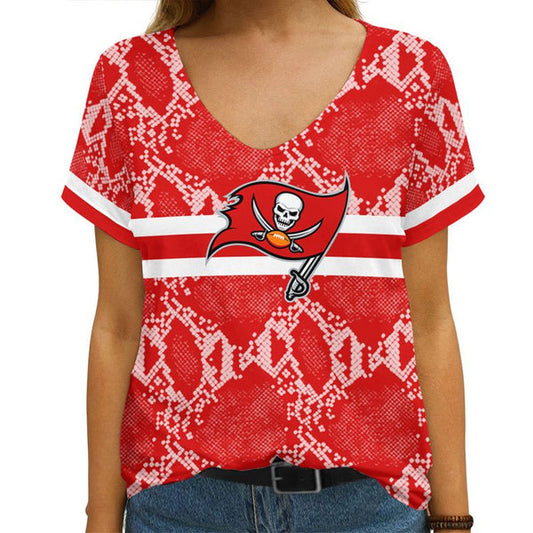 Tampa Bay Buccaneers 1 (17) Personalized V-neck Women T-shirt